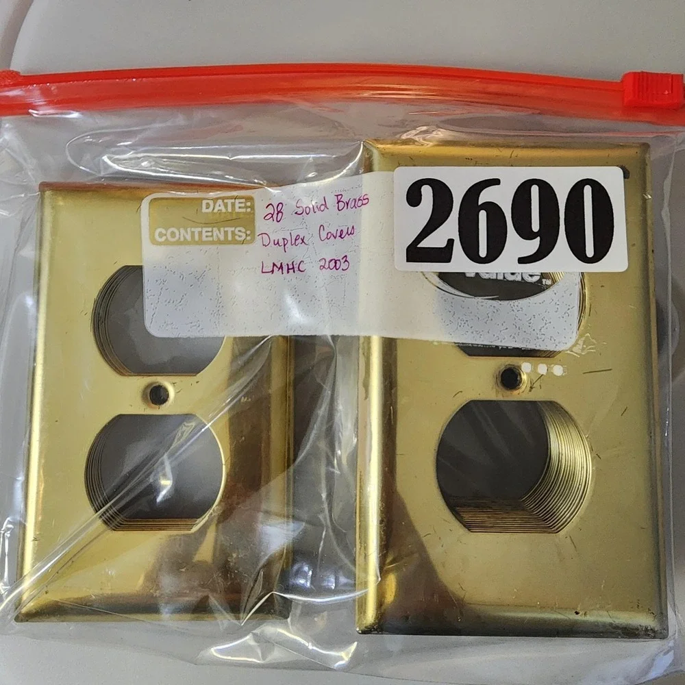 Vintage Solid Brass Duplex Outlet Covers Lot Of 28 Wall Plates LMCH 2003 Gold